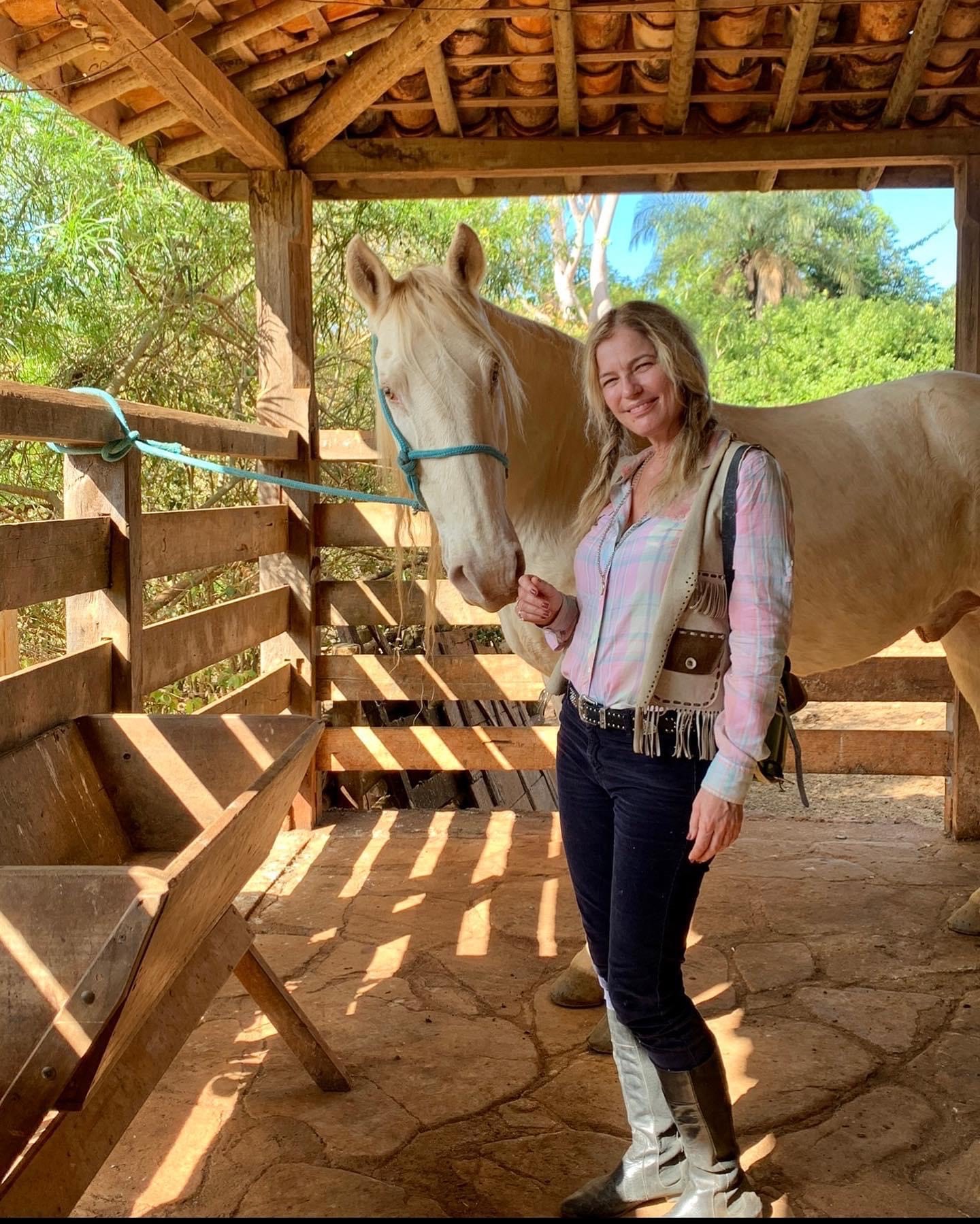 Verena Matzen com seus cavalos